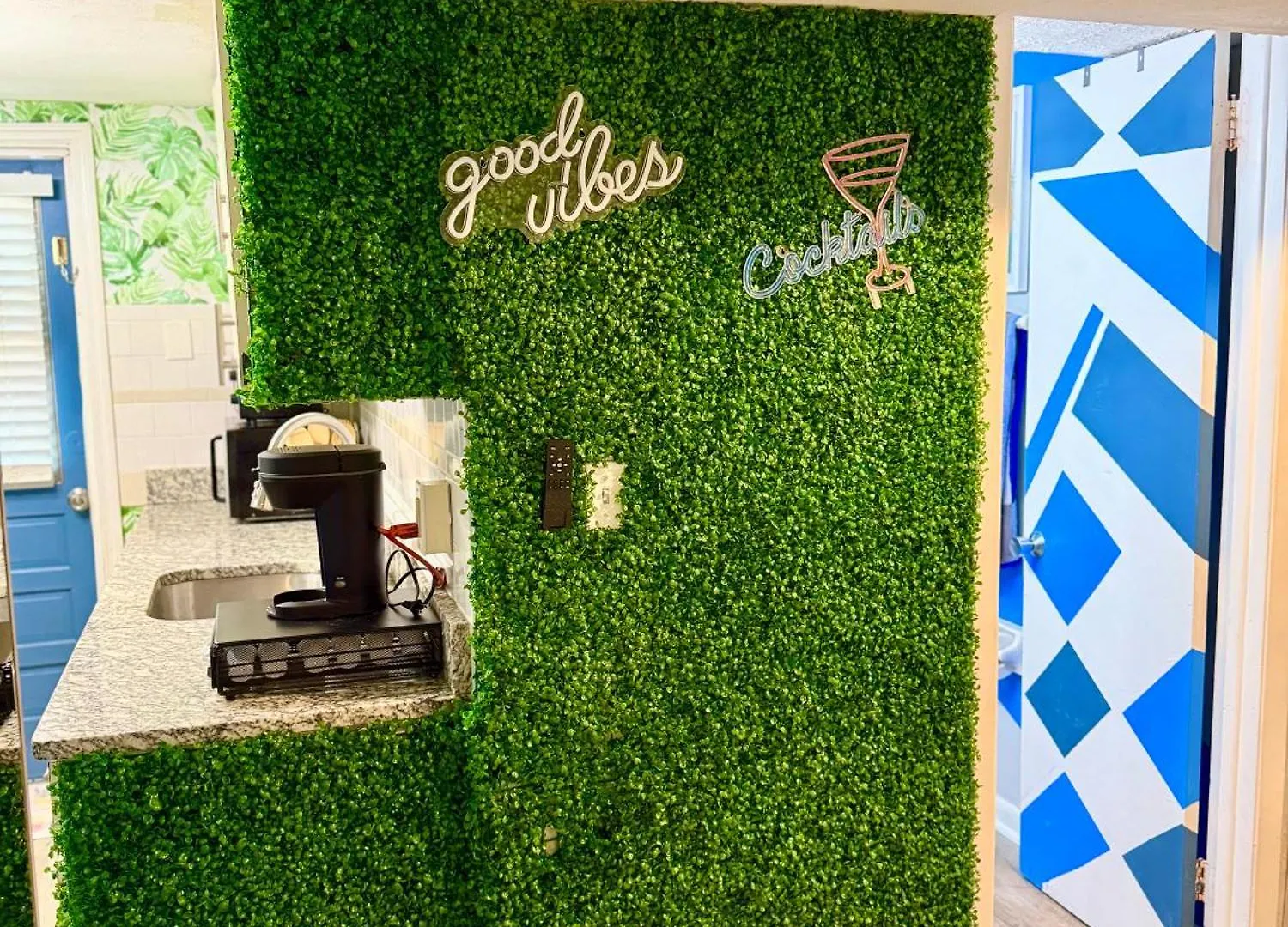 Off The Beat And Path In Heart Of The Heights Food & Brewery Scene Tampa